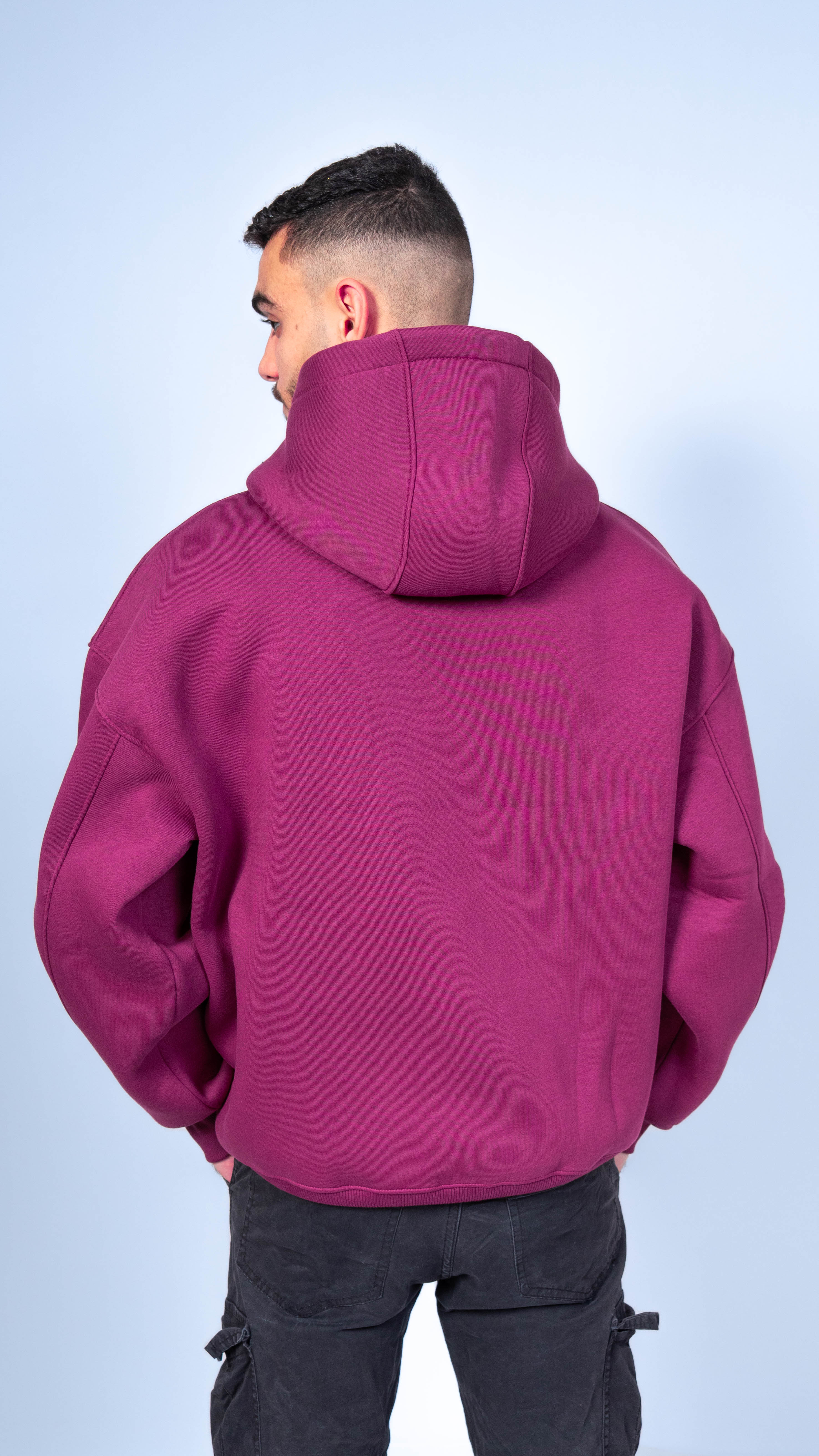 Basic Valoria Essential Hoodie – Premium Comfort