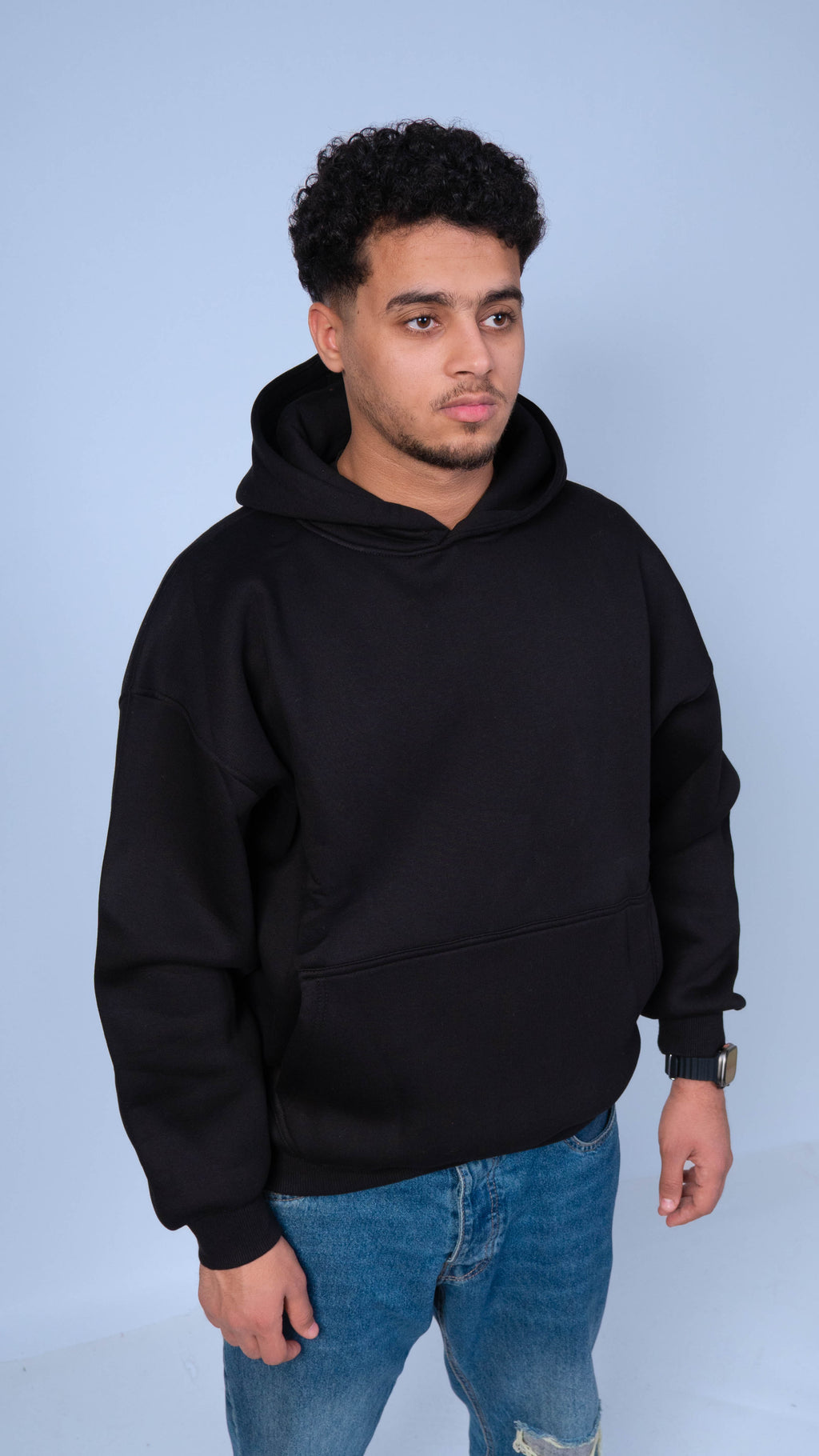 Basic Valoria Essential Hoodie – Premium Comfort